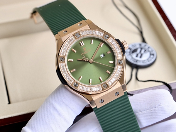 ウブロコピー時計側面デザイン